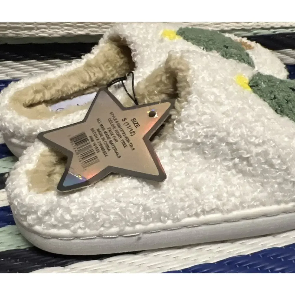 Love 83 Little Kids Holiday Icon Christmas Tree Slippers Size S 11/12 NWT